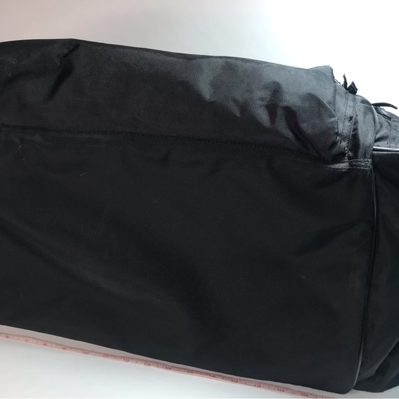 Eddie Bauer XL Black Duffel Bag - Picture 5 of 15